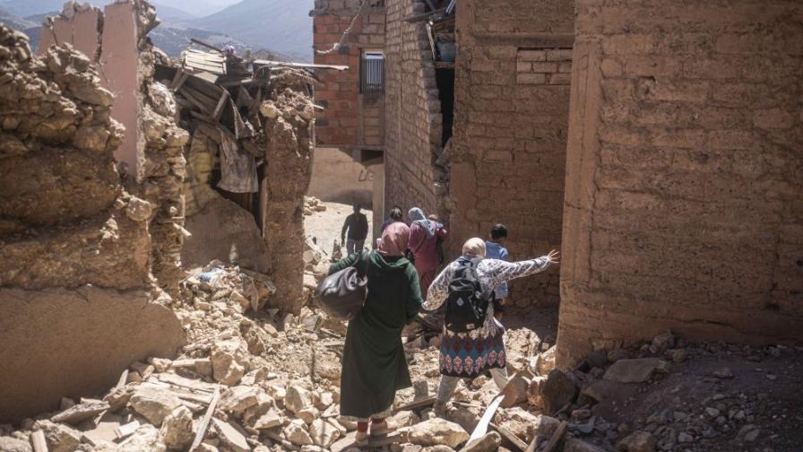 След земетресението в Мароко: Близо 2700 са вече жертвите на катастрофалния трус