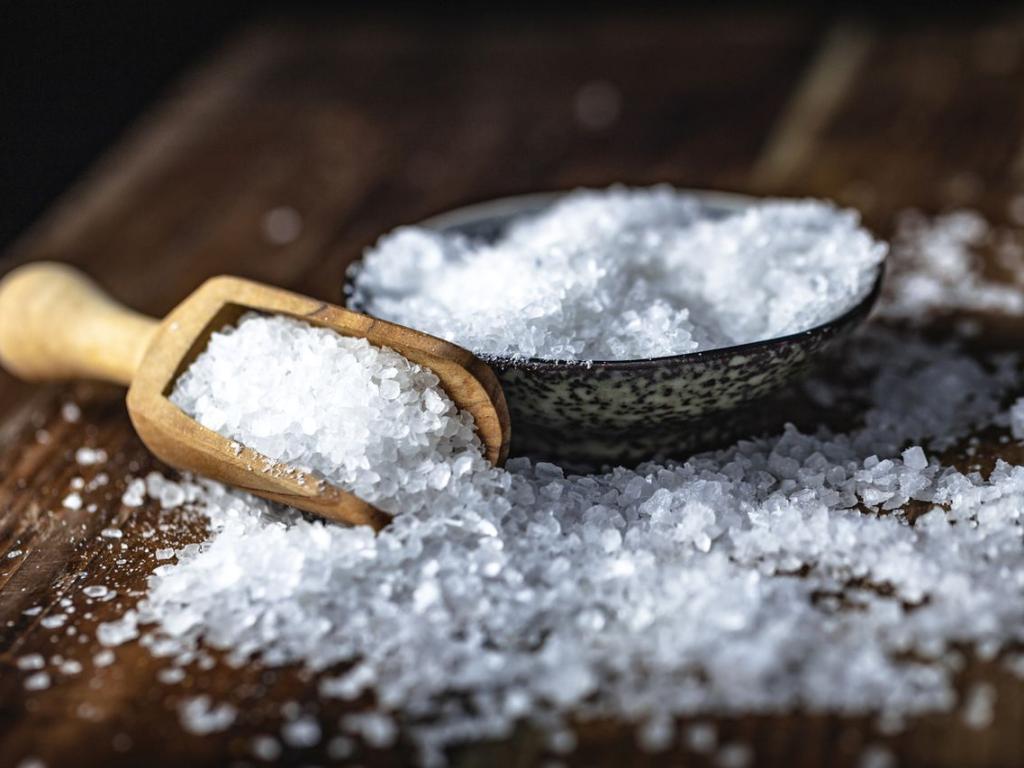 Много изследователи смятат че черната сол е най полезна за здравето