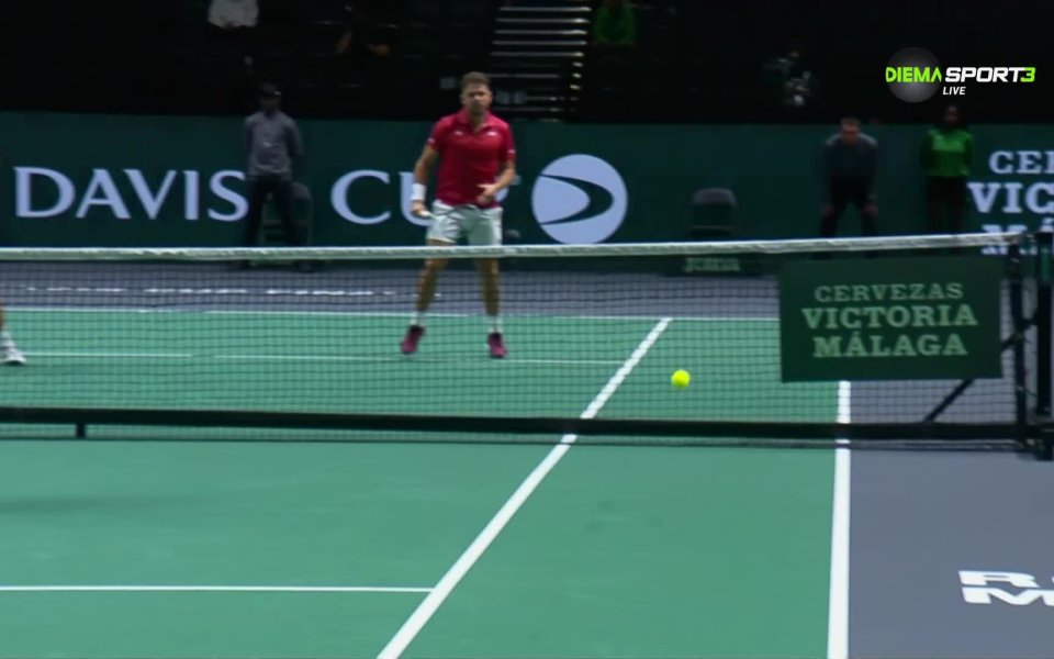 Франция победи Швейцария с 6:2 6:2 в мача на двойки между