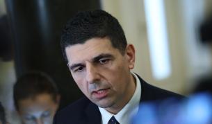 Ивайло Мирчев: Пеевски пак се изкара "защитник на народа"