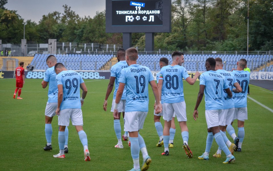 Билетите за домакинството на Арда срещу Етър от 12-ия кръг