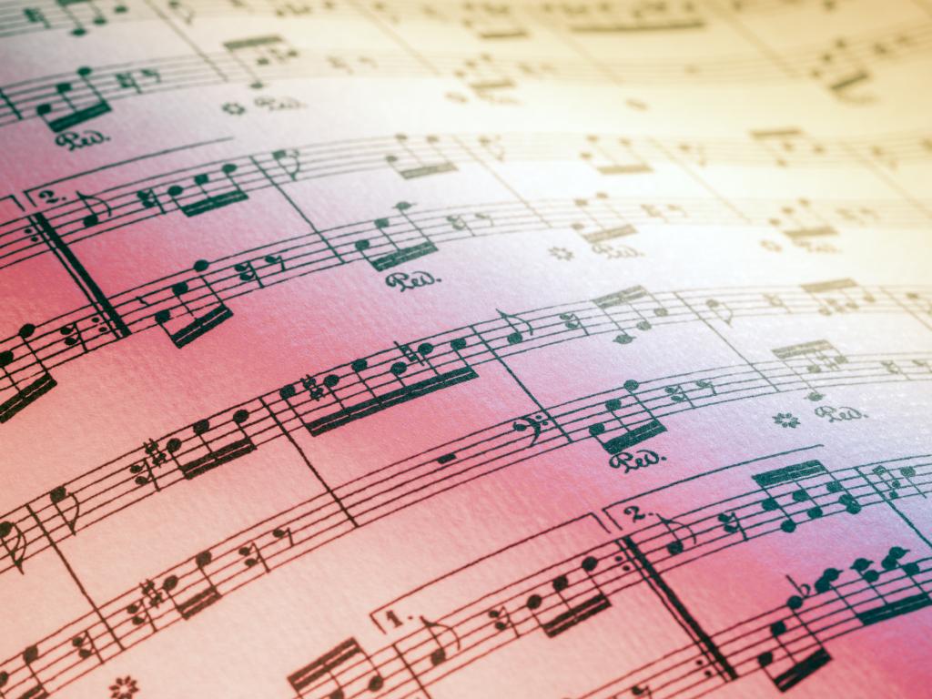 Текстът на песента По добри от кампанията Хайде е на малкия