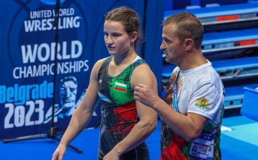Юлияна Янева и Биляна Дудова допуснаха загуби срещу японски състезателки