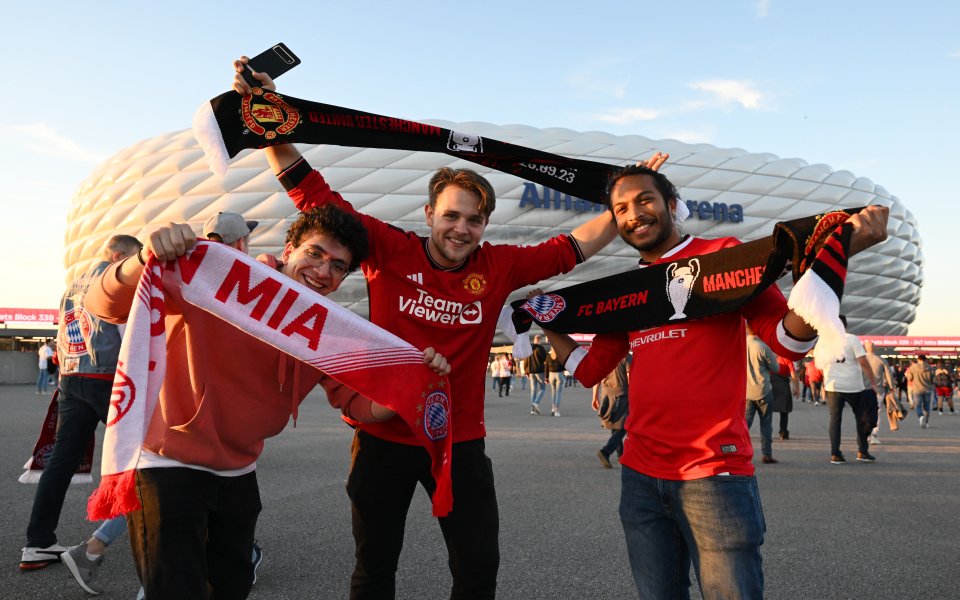 Отборите на Байерн Мюнхен и Манчестър Юнайтед се срещат в
