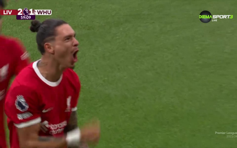 След точно час игра на Ливърпул и Уест Хем обаче