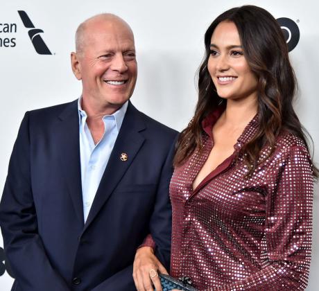 Ема Хеминг Уилис споделя че тази година отново очаква празниците