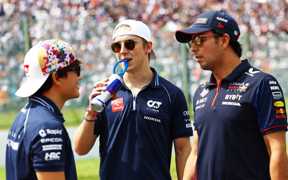 Шампионът при конструкторите във Формула 1- Ред Бул, намери решение