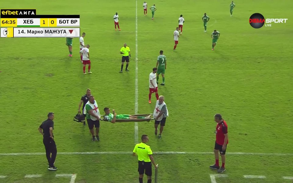 Николас Пенев бе изваден от мача Хебър - Ботев Враца