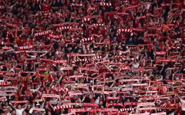 Германски футболни фенове бяха арестувани след безредици в Неапол преди