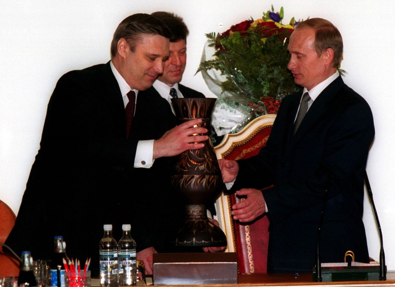 <p>Путин с Михаим Косянов през 2000 г.</p>