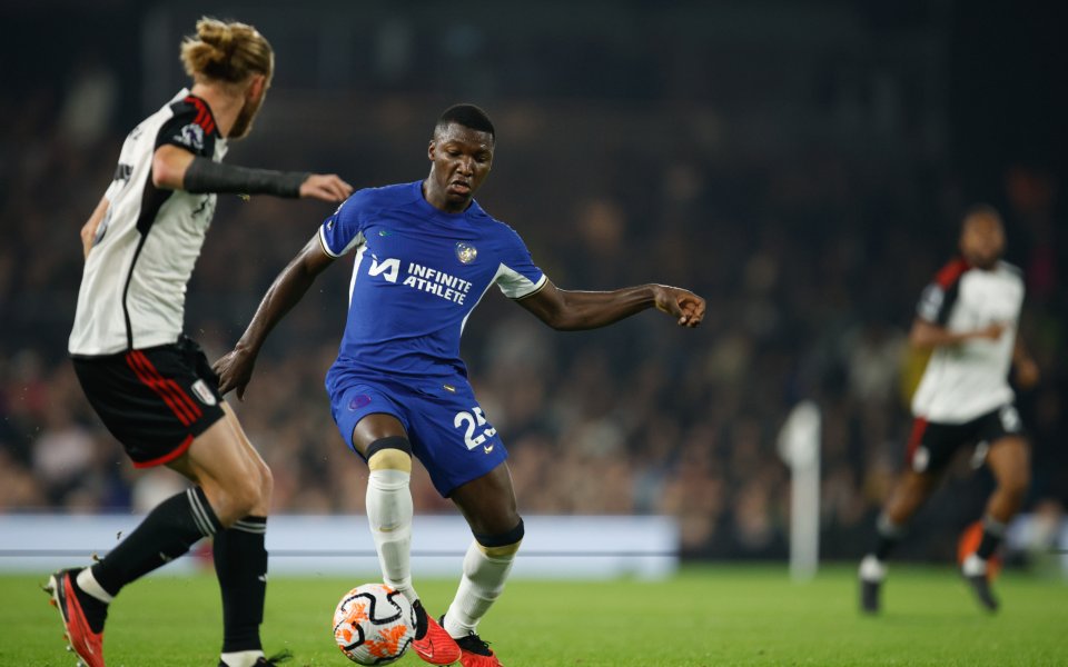 Агентът на Мойсес Кайседо призна, че преминаване през лятото в