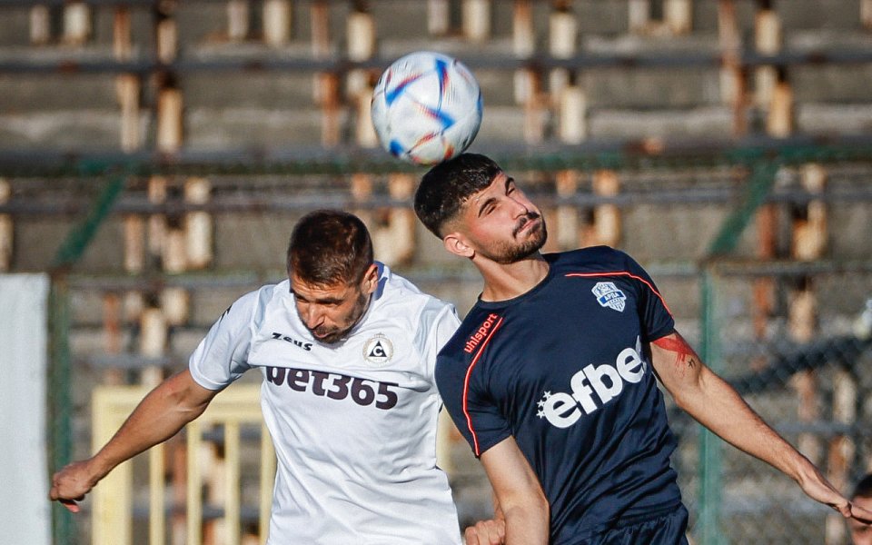 Славия и Арда играят при резултат 1:0 в мач от 13-я