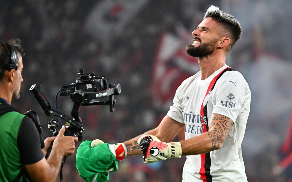 This video of Oliver Giroud suiting up to play in