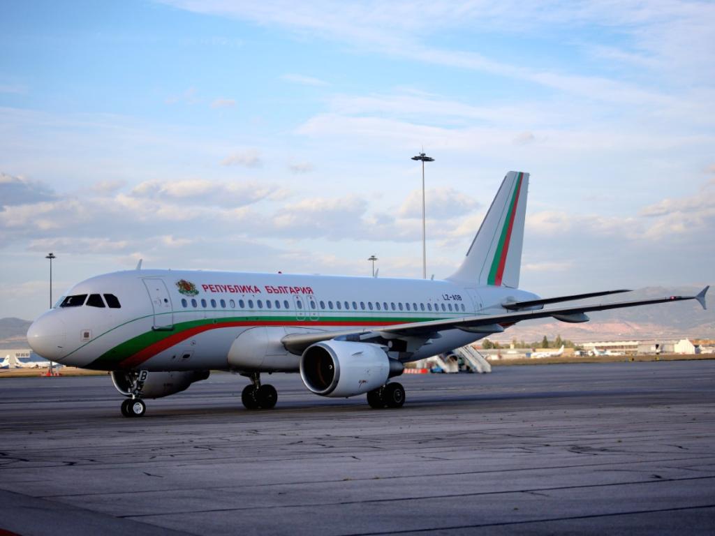 Правителственият самолет  Еърбъс излетя за да евакуира още български граждани от