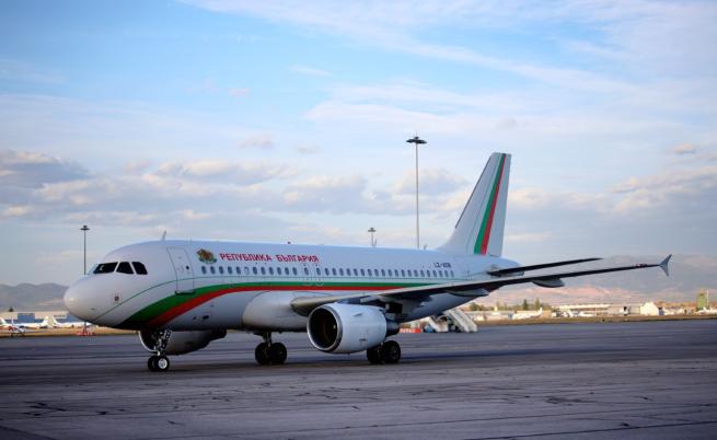 Правителственият „Еърбъс” кацна в Израел