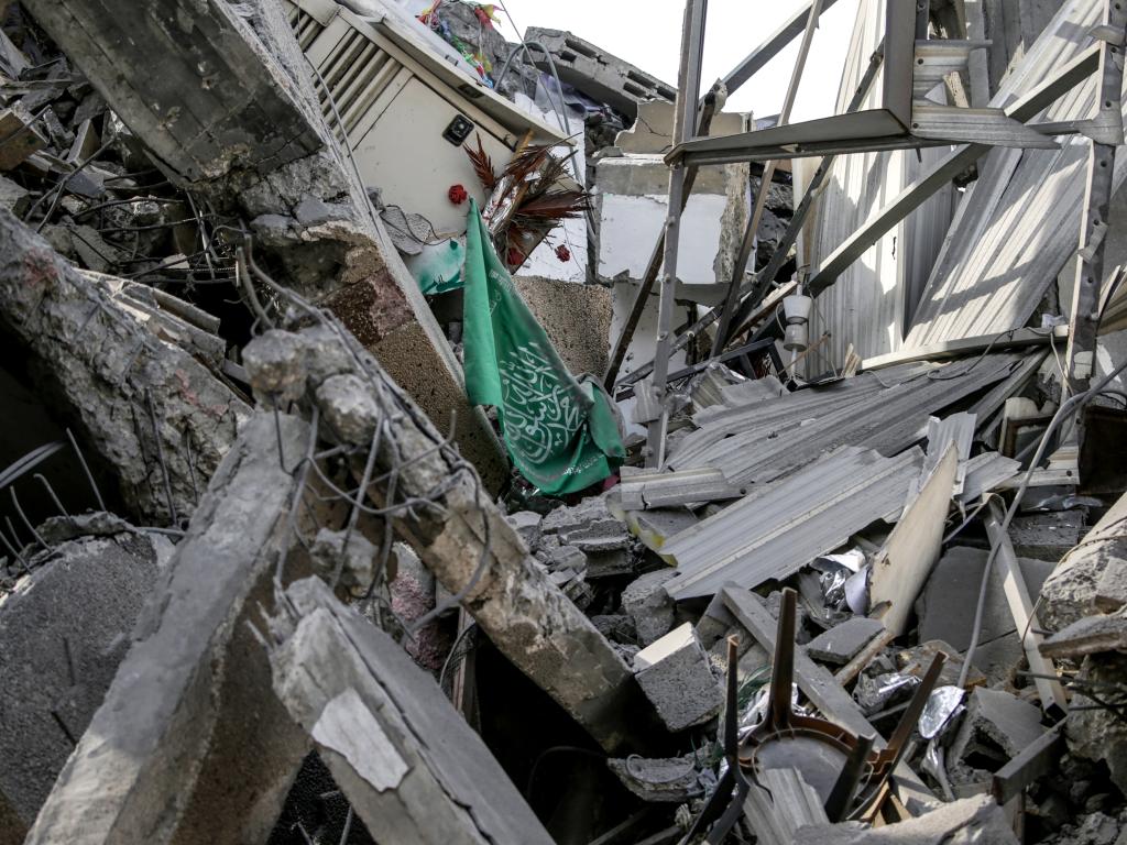 Палестинската терористична групировка Хамас“ заяви, че още двама заложници, заловени