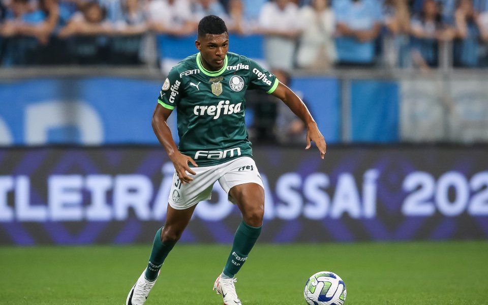 Байерн Мюнхен и Челси проявяват сериозен интерес към таланта на