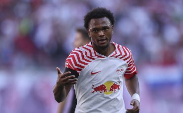 Манчестър Юнайтед проявява интерес към нападателя на РБ Лайпциг Лоис