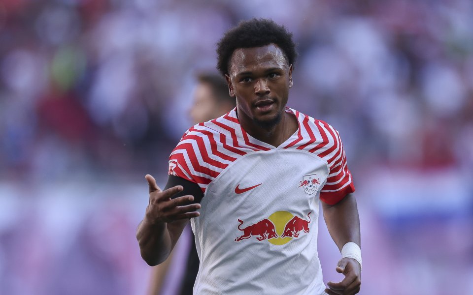 Манчестър Юнайтед проявява интерес към нападателя на РБ Лайпциг Лоис