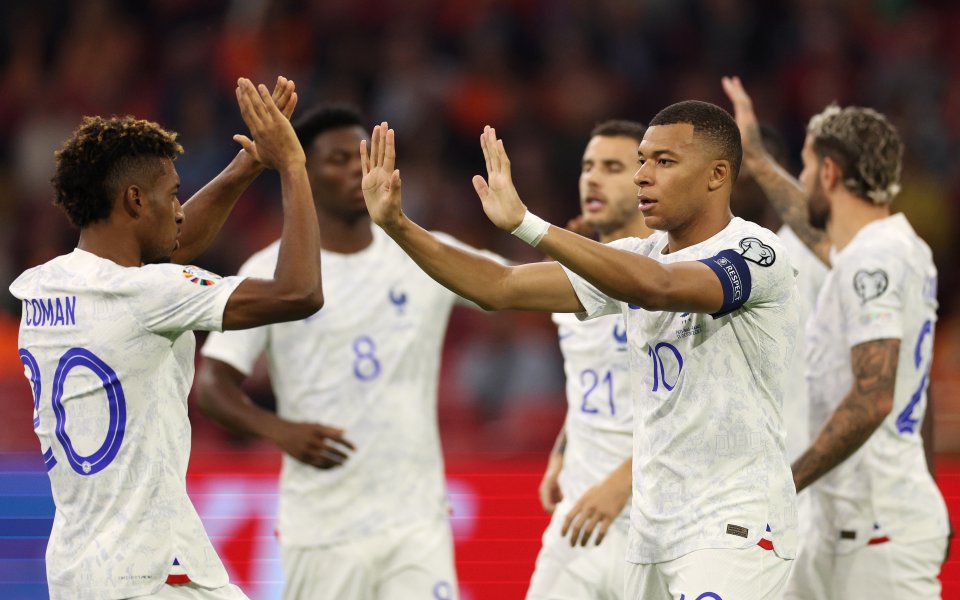 Нидерландия и Франция играят при 0:2 в най-интересната днешна евроквалификация.