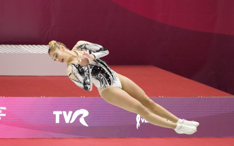 Борислава Иванова завоюва бронза на финала на СК по спортна аеробика в Букурещ
