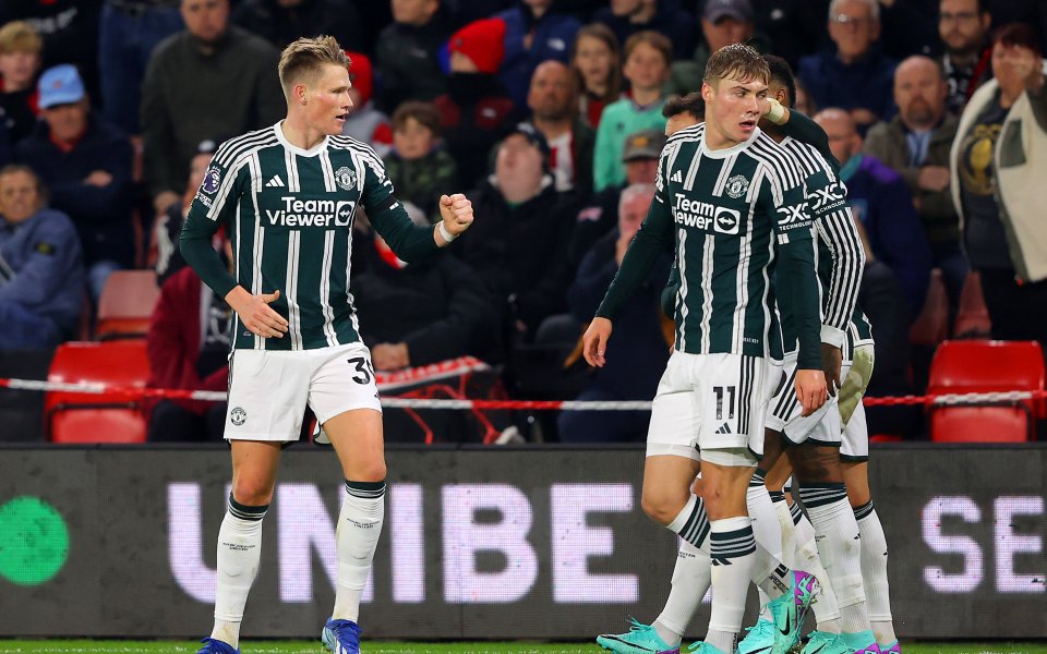 Манчестър Юнайтед победи в гостуването си на Шефилд Юнайтед с