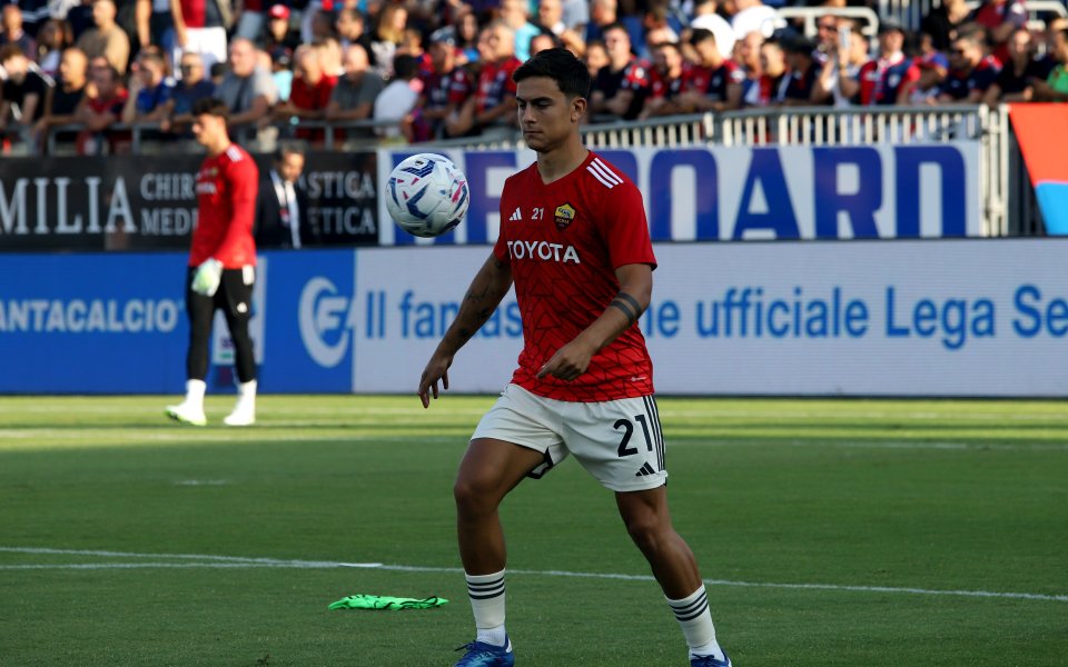 Аржентинският национал Пауло Дибала все още работи по възстановяването си