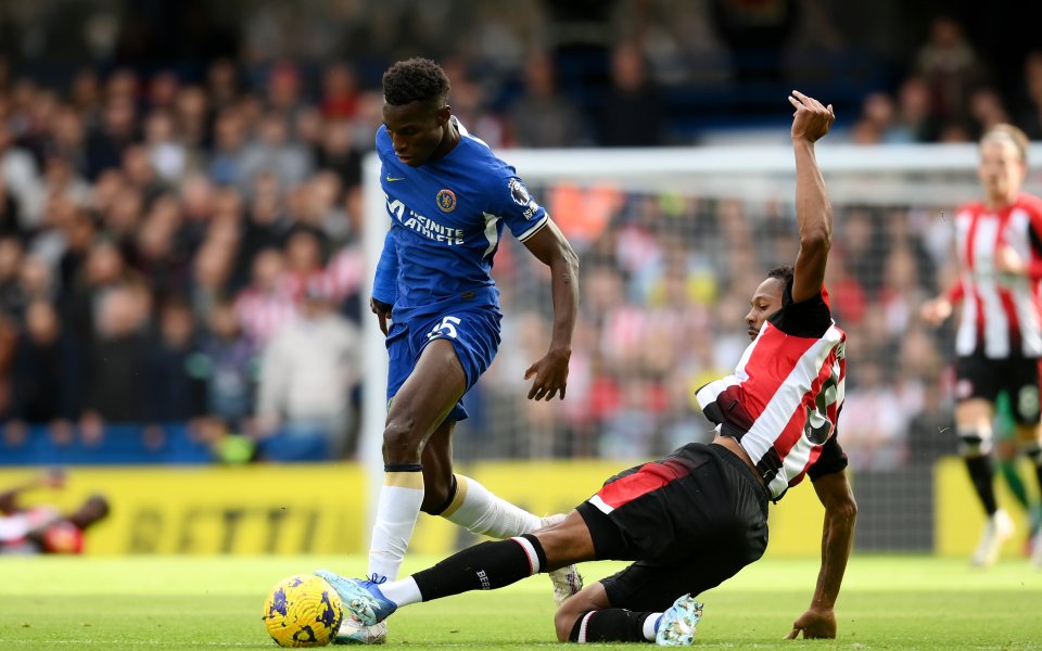 Челси и Брентфорд играят при резултат 0:1 в двубой от английската