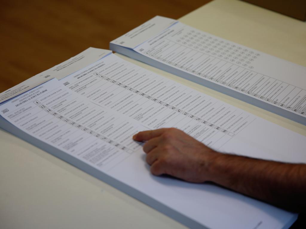 Първа жалба за изборни нарушения постъпи в Общинската избирателна комисия