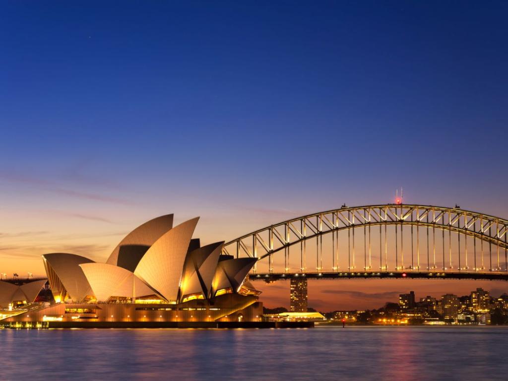 Наскоро операта в Сидни отбеляза своята 50 годишнина Емблематичният дизайн на