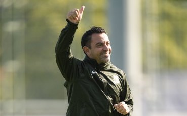 Шави Ернандес ще напусне треньорския пост в Барселона в края