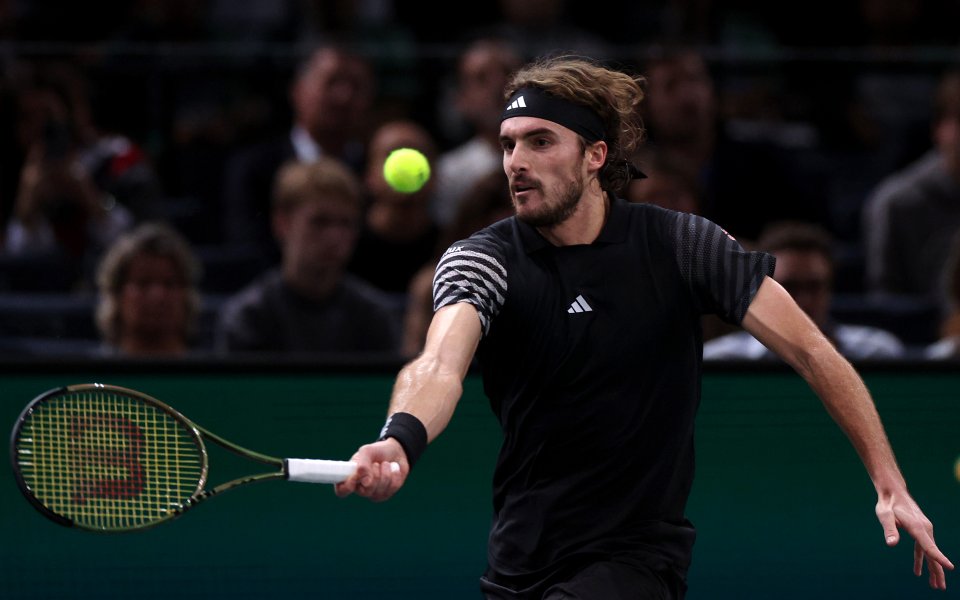 Стартът на новия сезон в тениса буквално чука на вратата.