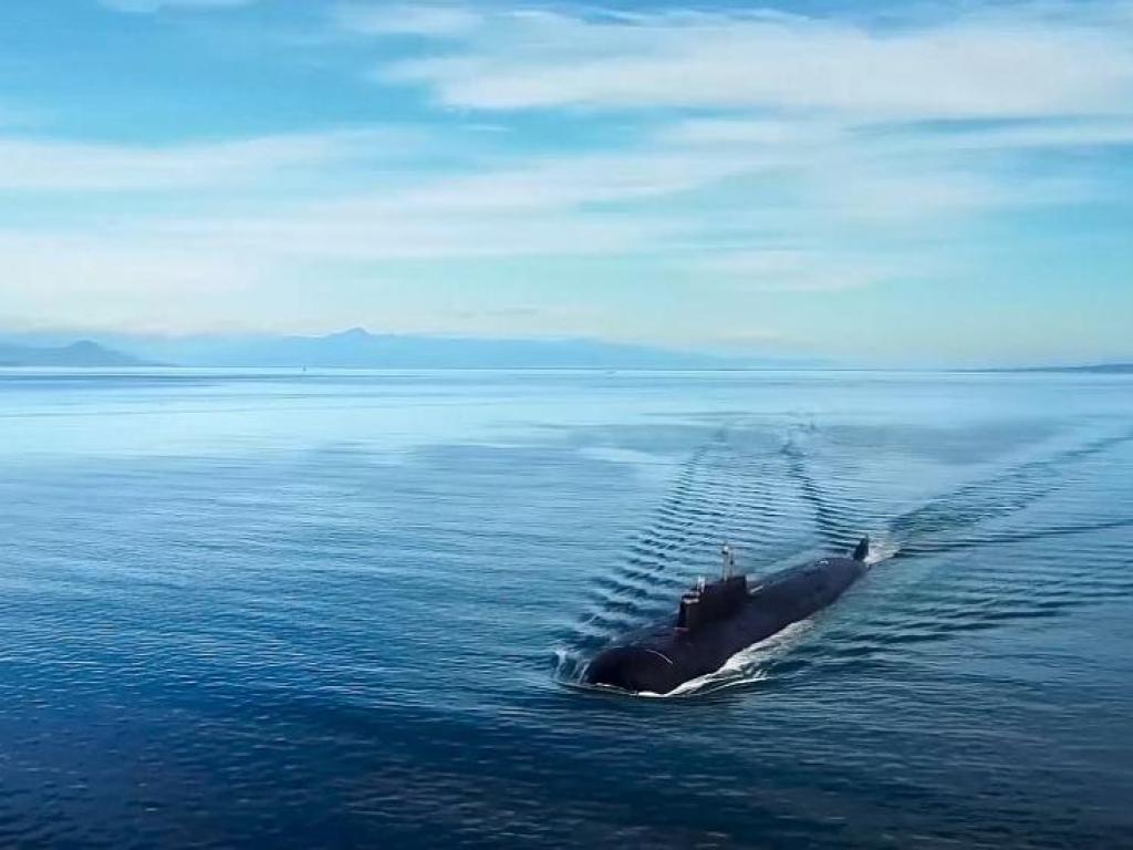 Новата руска атомна подводница Император Александър Трети извърши успешно изпитание