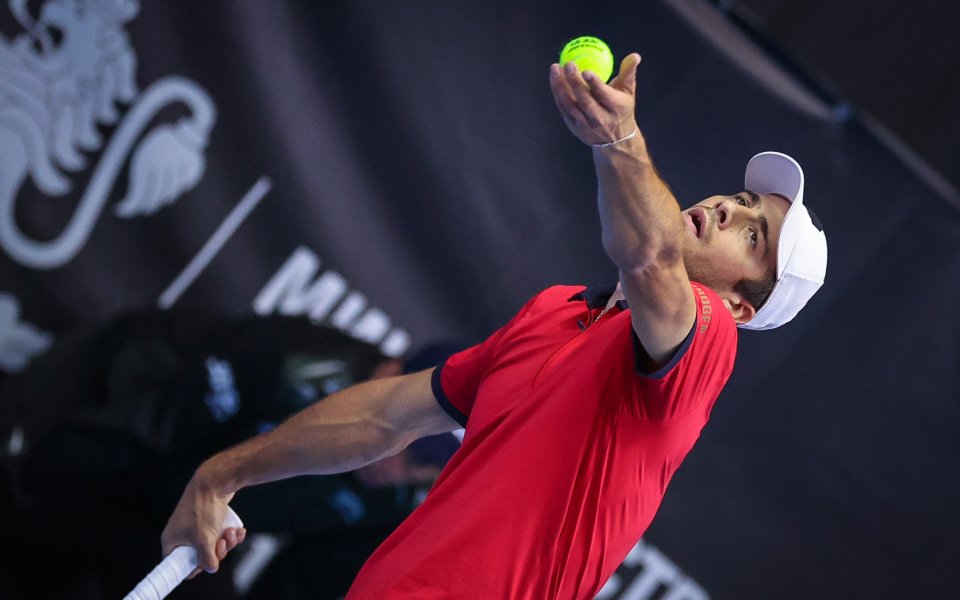 Националът на България за Купа Дейвис Александър Донски отпадна в