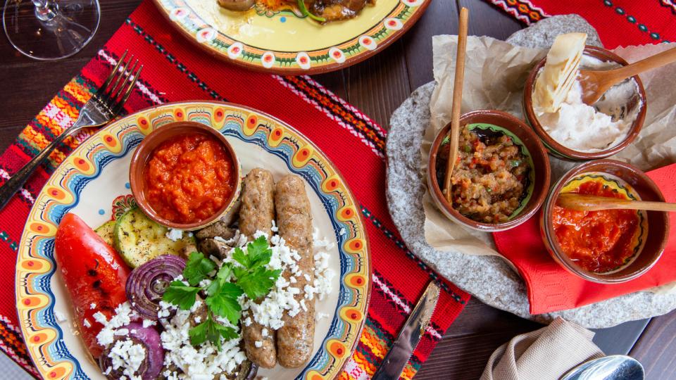 Българските кулинарни традиции са неизменна част от историята и културата