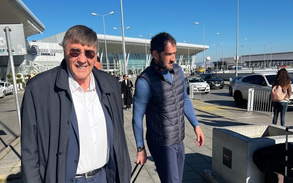 Президентът на ФИБА пристигна в България
