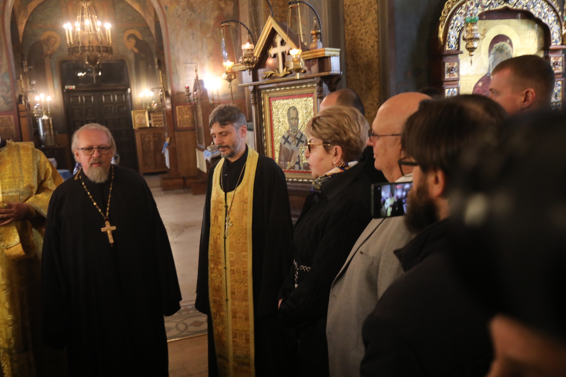 Руската църква "Св. Николай Чудотворец" в София отново отвори врати