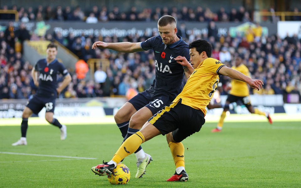 Уулвърхемптън Уондърърс посреща претендента за челните места в Англия -
