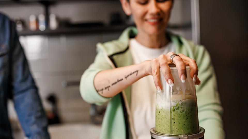 Включването на зелени зеленчуци във вашата закуска е стратегия, която