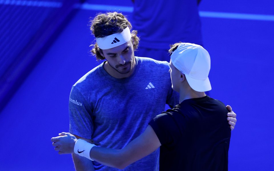 Датчанинът Холгер Руне записа първата си победа във Финалите на