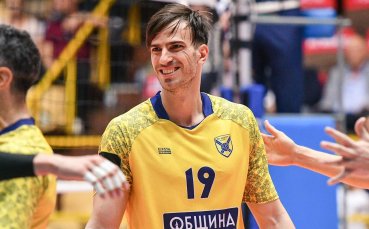 Волейболният Хебър Пазарджик обяви раздялата си с Николай Къртев Играчът
