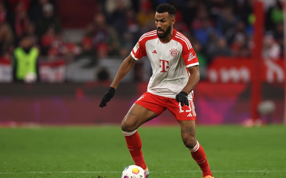 Айнтрахт Франкфурт ще привлече нов нападател през зимата. Орлите са