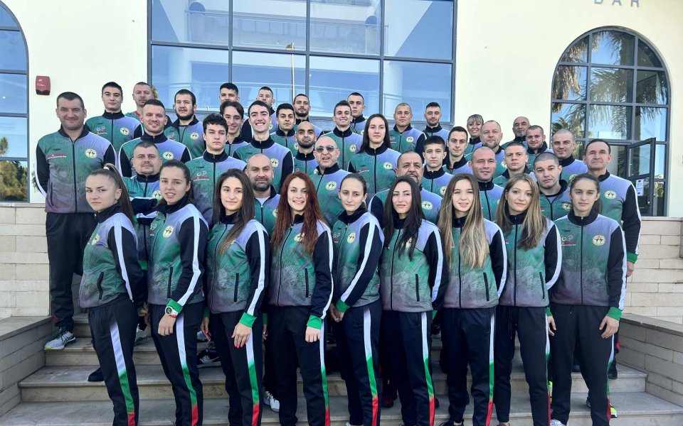 27 български кикбоксьори станаха носители на Световна купа в Унгария