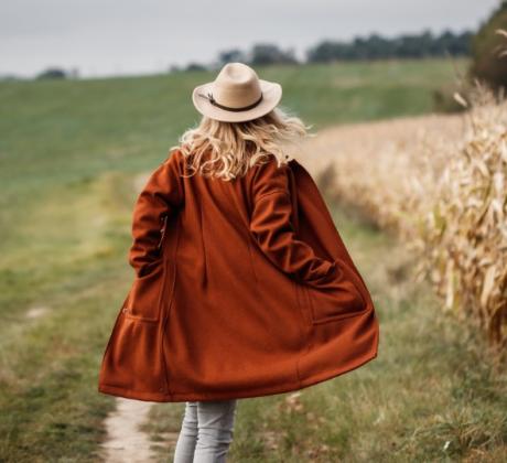 Модата обича да се връща назад във времето и този