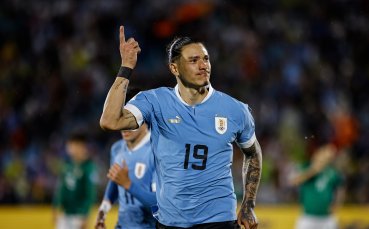 Дарвин Нунес отбеляза два гола а Уругвай продължи силната си