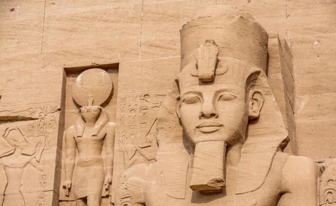 Египет си връща открадната 3400-годишна статуя на Рамзес II от Швейцария