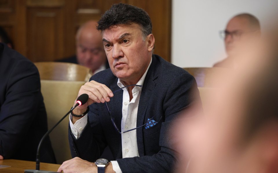 Президентът на БФС Борислав Михайлов говори пред Комисията по въпросите