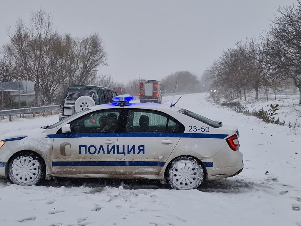 Тежка катастрофа доведе до спиране на движението по пътя Пловдив