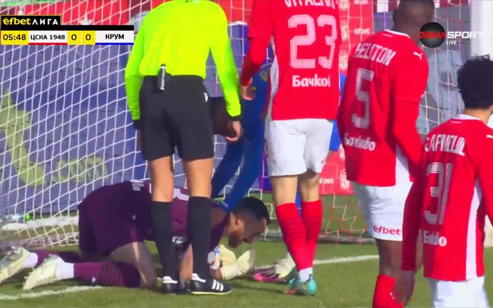 В 4-ата минута Вячеслав Велев пусна пас в наказателното поле