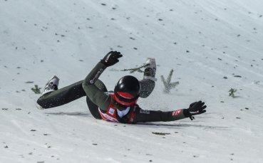 Норвежката скискачачка Анна Одине Стрьом заяви че е жива след